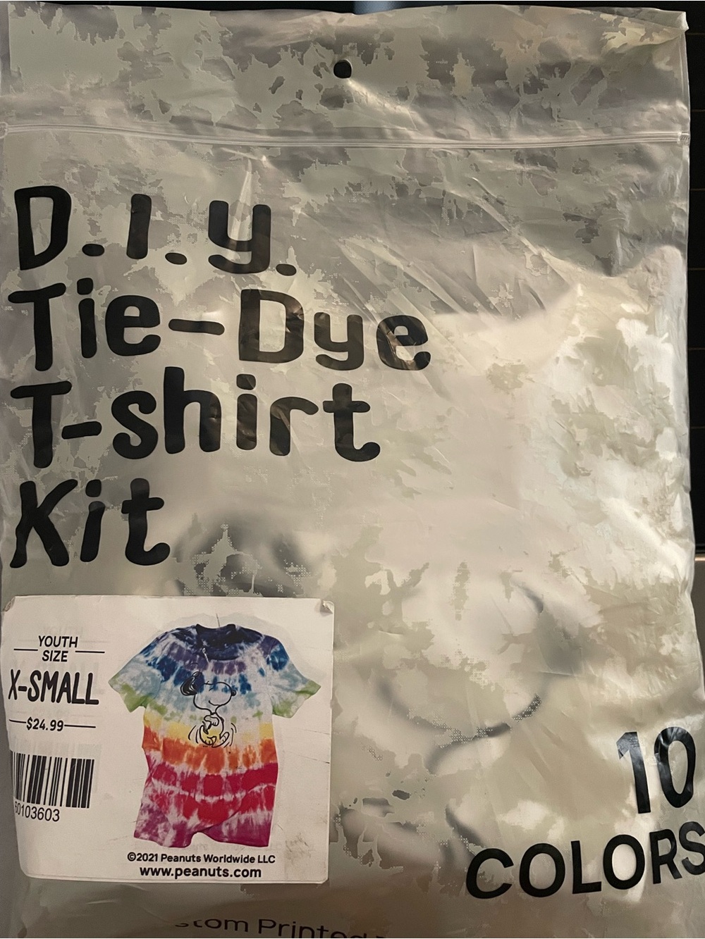 Peanuts Youth Tie-Dye T-Shirt Kit — Multicolor (Blue, Green, Yellow, Red, Pink)